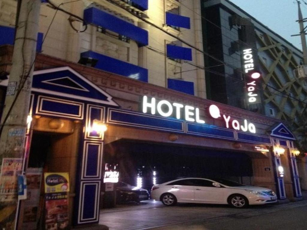 Hotel Yaja Yeongdeungpo Seoul Exterior photo